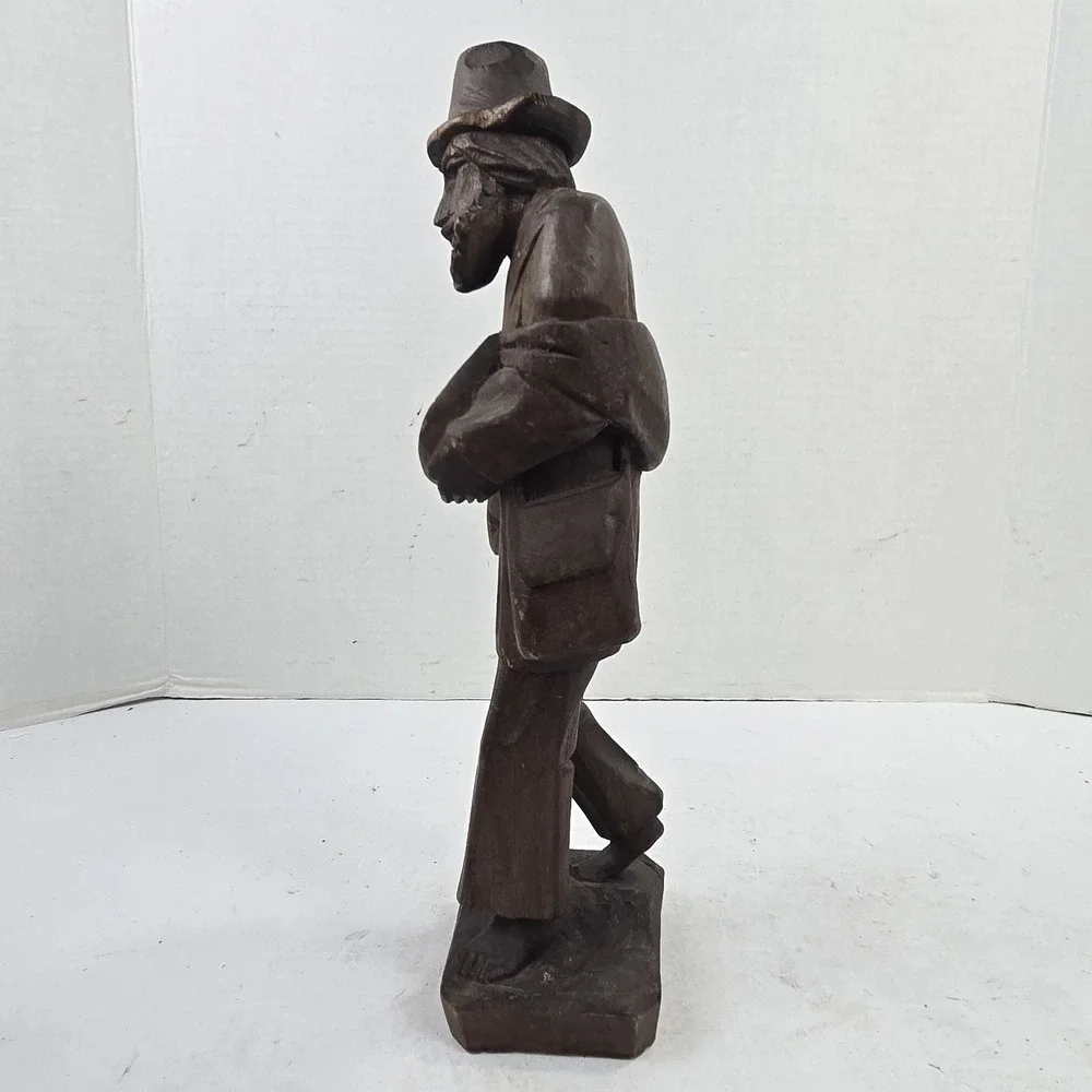 Vtg Hand Carved Wood Figurine Traveling Man Bowl In Hand & Bag Venezuela 12